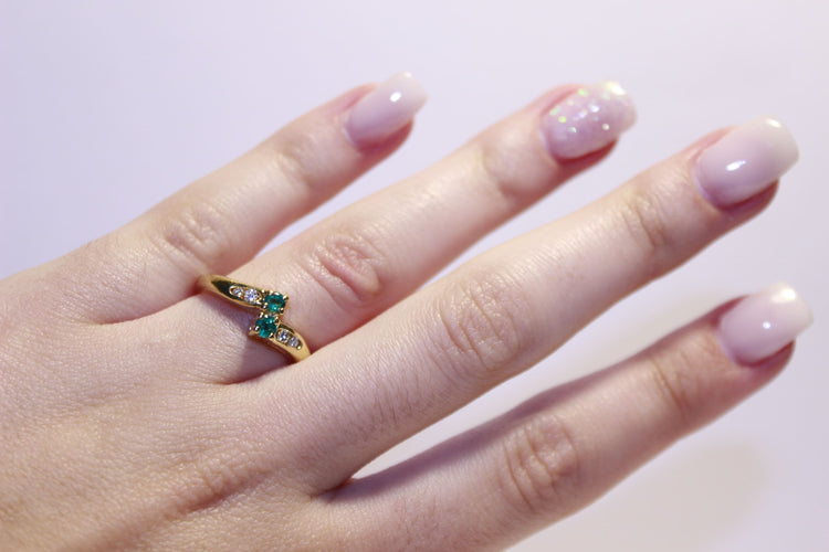 Bague 52 Bague Or Diamants et Emeraudes 58 Facettes