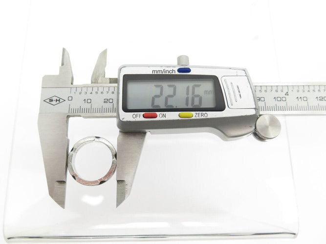 Bague 55 bague CHANEL ultra pm j3092 t55 en or blanc 18k ceramique noire 58 Facettes 271539