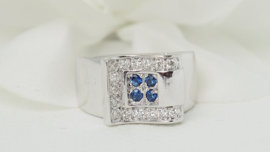 Bague 53 Bague en or blanc, saphirs et diamants 58 Facettes 32343