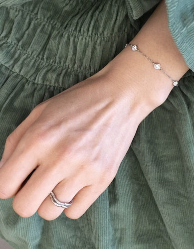 Bracelet TIFFANY & CO - Bracelet Diamonds by the Yard par Elsa Peretti en platine et diamants 58 Facettes