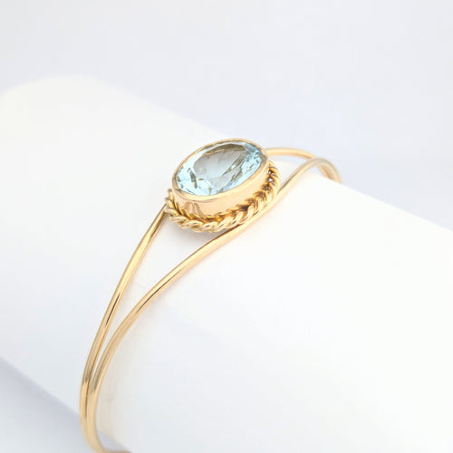 Armband i gult guld och akvamarin