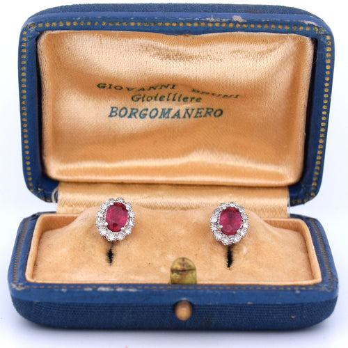 Ohrringe aus Weißgold mit Rubinen und Diamanten 