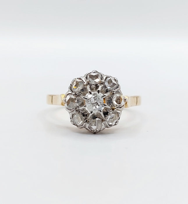 Bague 54 Bague marguerite diamant taille ancienne entouré de diamant taille rose (circa 1900) 58 Facettes A04476