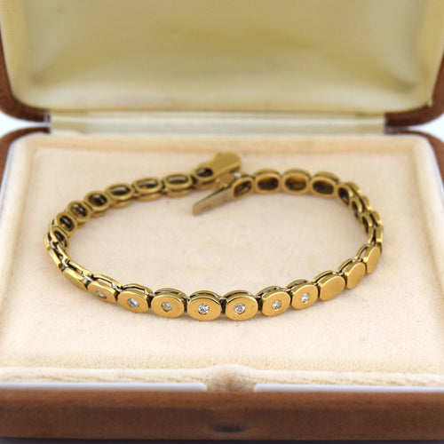 Bracelet Bracelet en or jaune avec diamants 58 Facettes