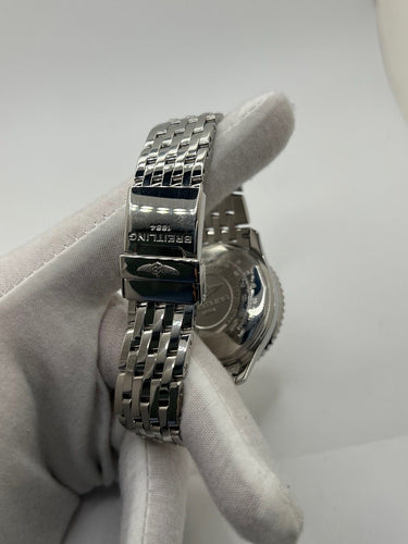 Montre Breitling Navitimer 01 58 Facettes