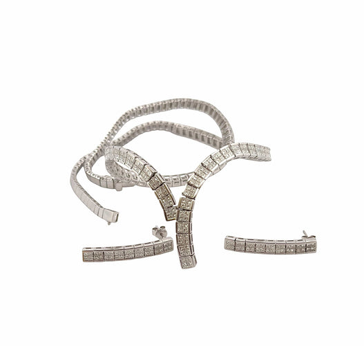 Boucles d'oreilles Collier rivière de diamants et boucles d’oreilles or blanc 18 carats 58 Facettes