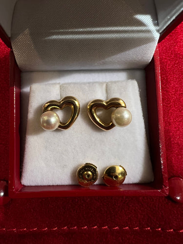 Boucles d'oreilles Boucle d'oreille Cœur CARTIER Or jaune 18 carats Perles blanches 58 Facettes