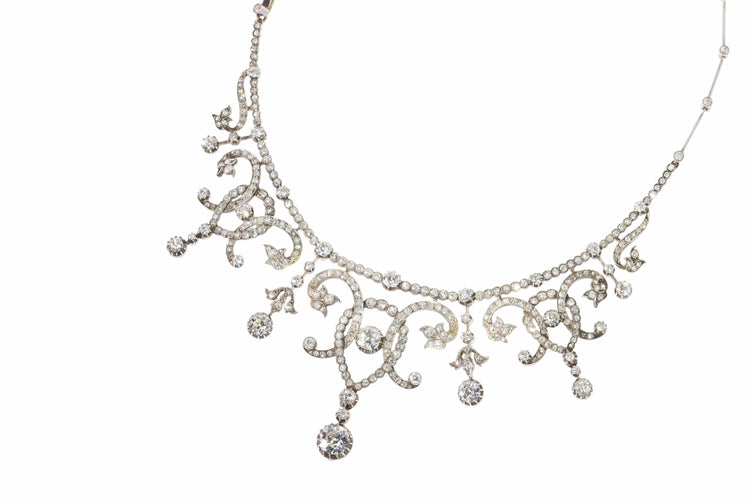 Collier Guirlande de diamants romantique victorienne – Un tour de cou de cérémonie et de sentiment 58 Facettes 25146-0152