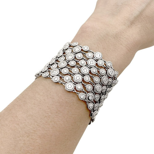 Bracelet Bracelet souple, or blanc et diamants. 58 Facettes 35199