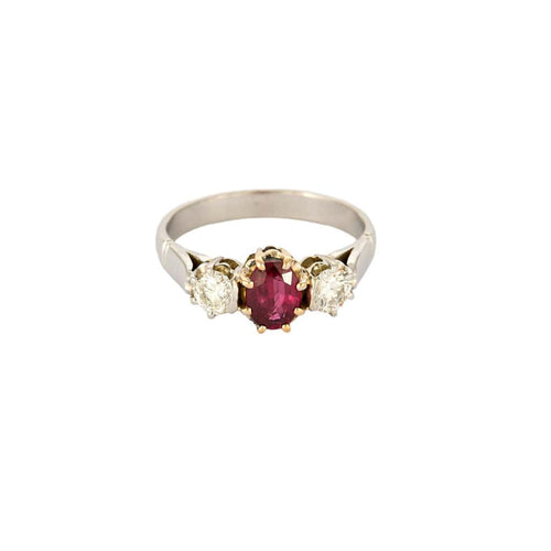 Bague 59 Bague or gris et jaune, rubis et diamants 58 Facettes GU262