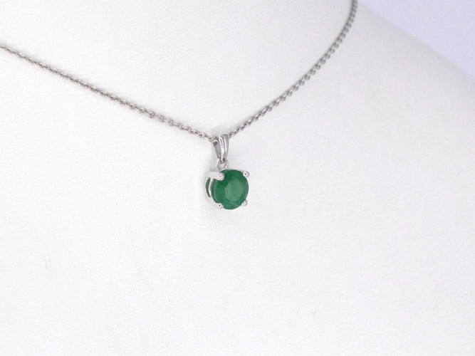 Pendentif Pendentif en or blanc avec émeraude 58 Facettes 2205