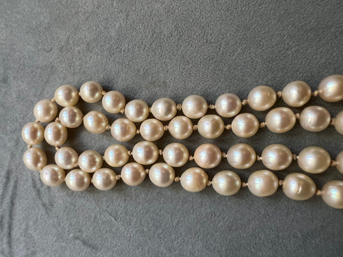 Náhrdelník Náhrdelník choker 55 kultivovaných perel, zapínání ze žlutého zlata v perle 58 Facettes