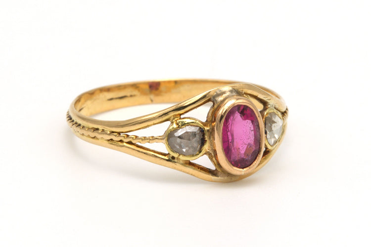 Bague 52 Bague Art Déco en or jaune sertie d'un cristal et de diamants 58 Facettes B287