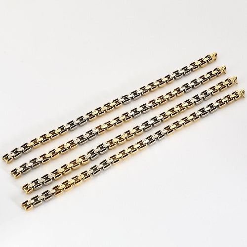 Bracelet Cartier. Collection Maillon Panthère. Rare Collier à transformation pouvant former Bracelet en or de deux couleurs et diamants. 58 Facettes 58FC18