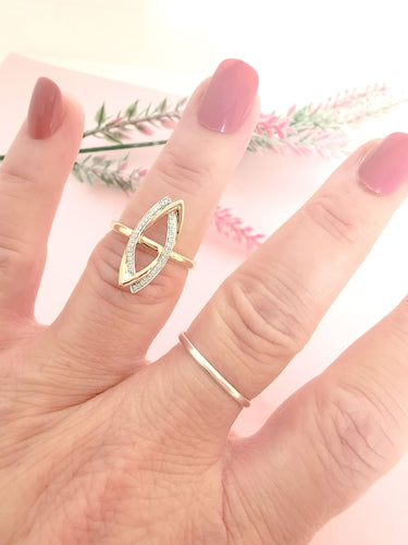 Bague 54.5 Bague Moderne Diamants Or 2 tons 58 Facettes AA 1613