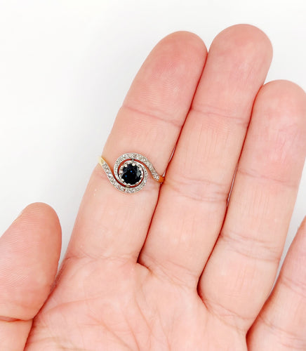 Bague 59 Bague tourbillon or jaune, saphir et diamants taille rose (circa 1900) 58 Facettes A05937