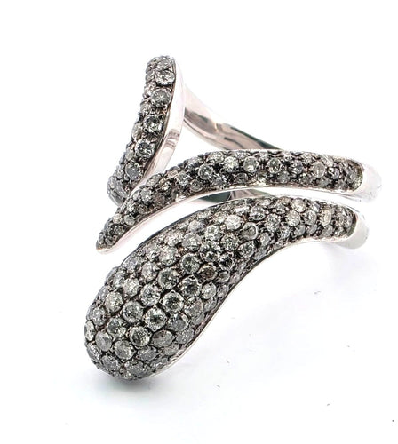 Pavé elmaslı beyaz altın yüzük 