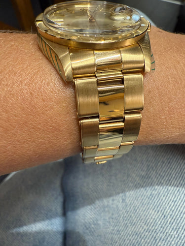 Montre ROLEX - Montre Datejust Or jaune 18 carats - Modèle 1501 - Année 1970 58 Facettes 1.0000555/1