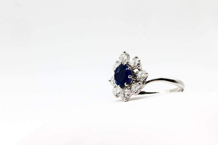 Bague 62 Bague or blanc, saphir et diamants 58 Facettes 240462