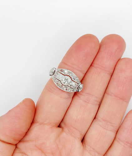 Umgekehrter Marquise-Ring Art Deco aus 18K Gold und Diamanten im Altschliff 