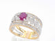 Bague 54 Bague en or jaune sertie de diamants et d'un rubis 58 Facettes 2240