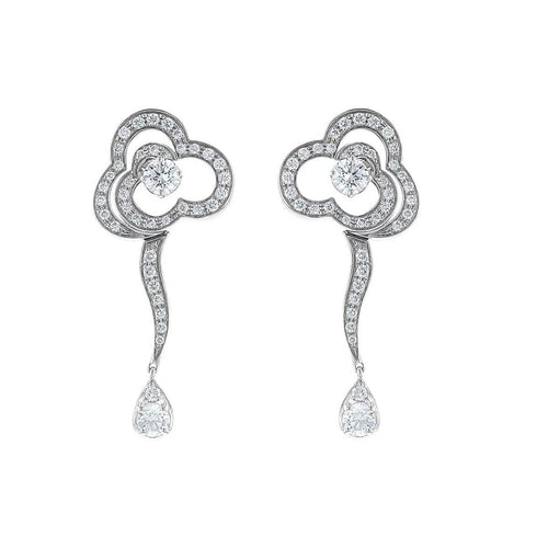 Boucles d'oreilles CHANEL - Boucles d'oreilles Fil de Camélia 58 Facettes