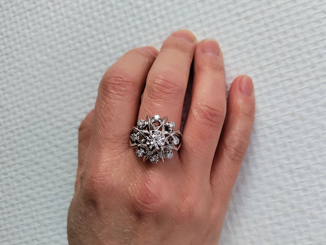 Bague 56 Bague étoile Or Gris Et Diamants 58 Facettes 526