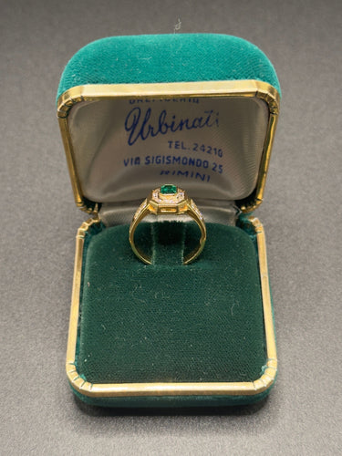 Bague 53 Bague Mirco Visconti des années 1980 en or jaune avec émeraude et diamants 58 Facettes