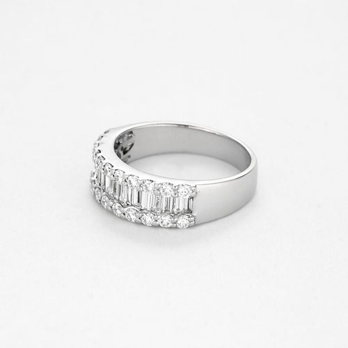 Bague 55 Bague en or blanc et diamants 58 Facettes B250588
