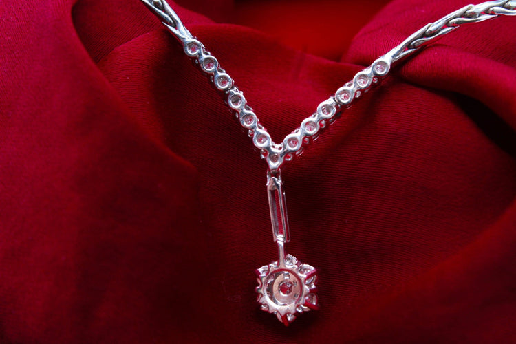 Collier Collier marguerite or blanc, diamants 58 Facettes 240108