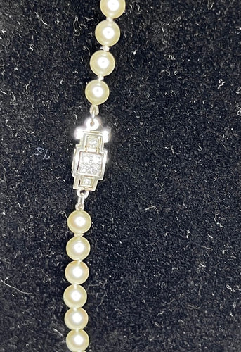 Collier Collier Art Déco 77 perles de culture, Fermoir Or et Diamants 55 Cm 58 Facettes