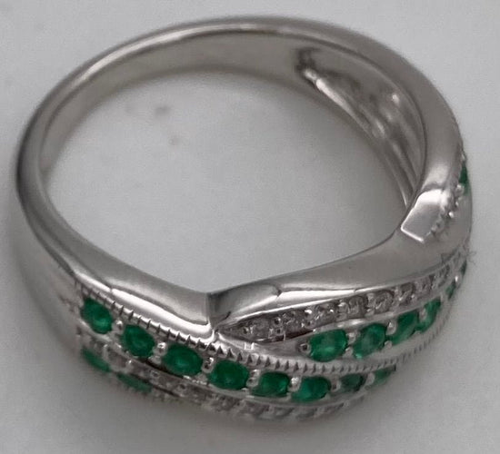 Bague 48 Bague Or Blanc, Emeraudes & Diamants 58 Facettes