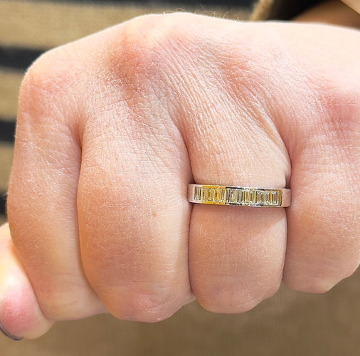 Bague 53 Demi-Alliance or blanc diamants baguettes 58 Facettes