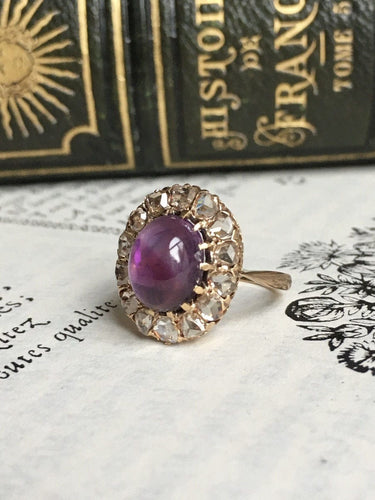Bague 53 Bague ancienne sertie d’une améthyste cabochon et diamants en or jaune 18k 58 Facettes