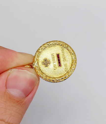 RAR Pandantiv medalie de dragoste AUGIS 22mm aur 18k diamant și rubin : "+ decât ieri - decât mâine" (circa 1930) 