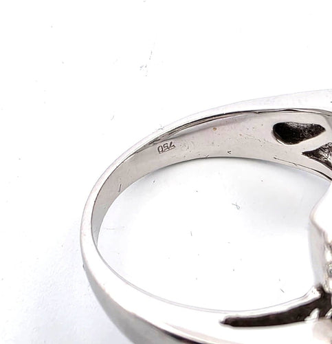 Bague 54 Bague en or blanc avec diamants 58 Facettes