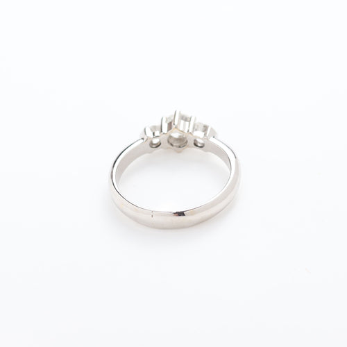 Bague 59 Bague triplet en or blanc avec diamants 58 Facettes 146/23