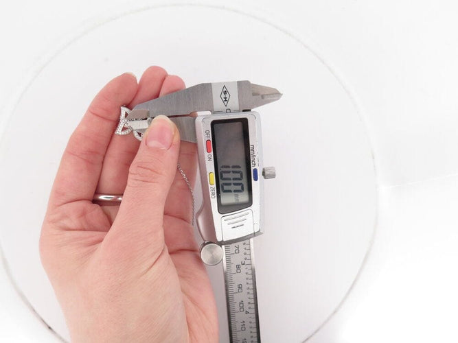 Collier collier pendentif papillon 58 diamants 0.35ct or blanc 18k 6gr 58 Facettes 266988