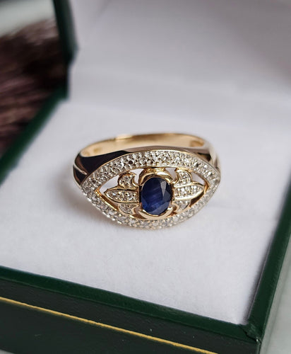 Bague 53.5 Bague or jaune, saphir, diamants 58 Facettes 457