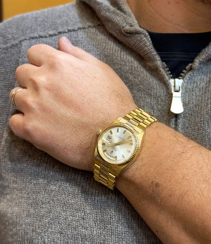 Montre Montre Rolex vintage Day-Date 1803 en or jaune 18 carats 58 Facettes