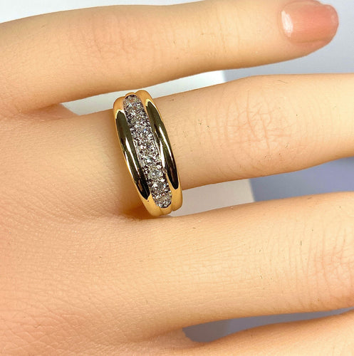 Bague 51 Bague jonc en or jaune 18 carats sertie de 9 diamants 58 Facettes AB565