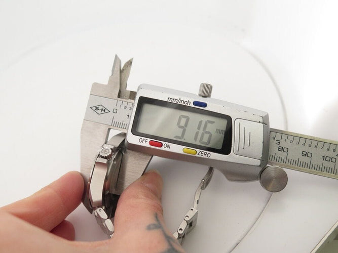 Montre montre VICTORINOX inox small 241261 36 mm acier quartz fullset 58 Facettes 265936