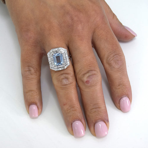Bague 57 Bague Art Déco - Or blanc, aigue-marine et diamants 58 Facettes