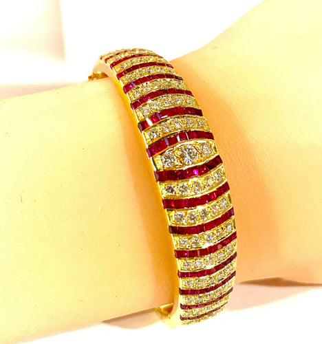Bracelet Bracelet jonc en or jaune 18 carats, rubis et diamants 58 Facettes AB608