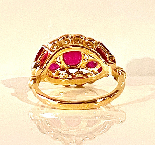 Bague 53 Bague en or jaune en rubis et diamants 58 Facettes AB607