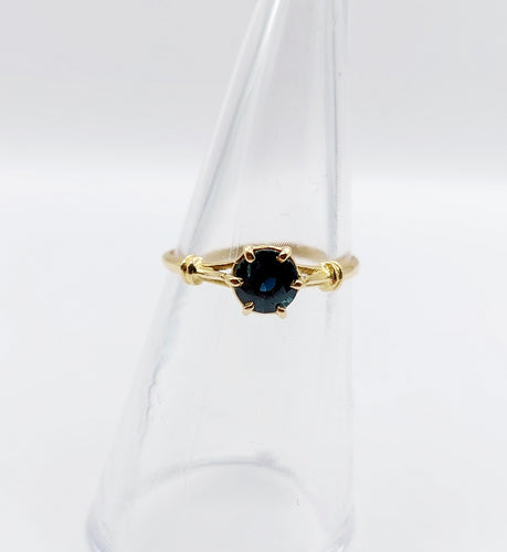 Пръстен - Солитер винтидж от 18-каратово злато и естествен сапфир 0,50 карата 