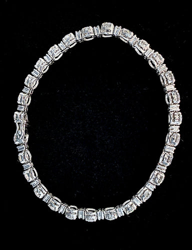 Bracelet Bracelet rivière orné de 8,60 carats de diamants 58 Facettes