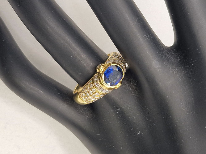 Bague 59 Bague vintage en or jaune avec saphir des années 1970-80 58 Facettes