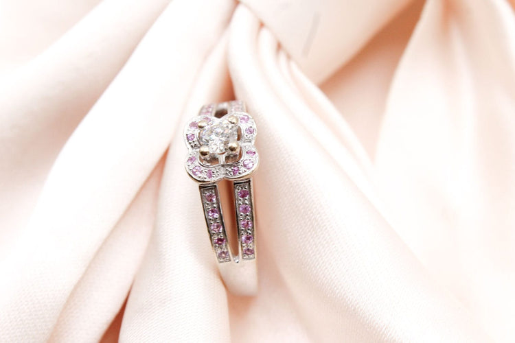 Bague 54 Mauboussin - Bague Chance Love N°2 en or blanc et diamants, saphirs roses 58 Facettes 250362