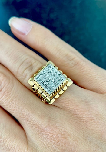 Bague 47 Bague or jaune platine avec pavage de diamants brillants et décor d'arabesques 58 Facettes